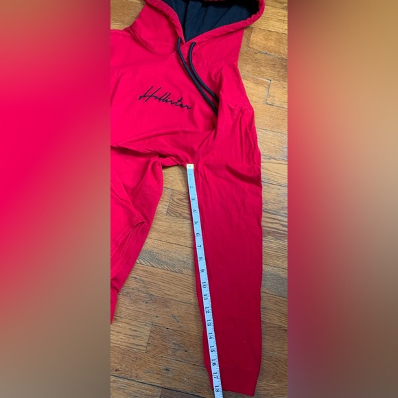 Hollister Lightweight Hoodie Long Sleeve T-shirt - Picture 4 of 10